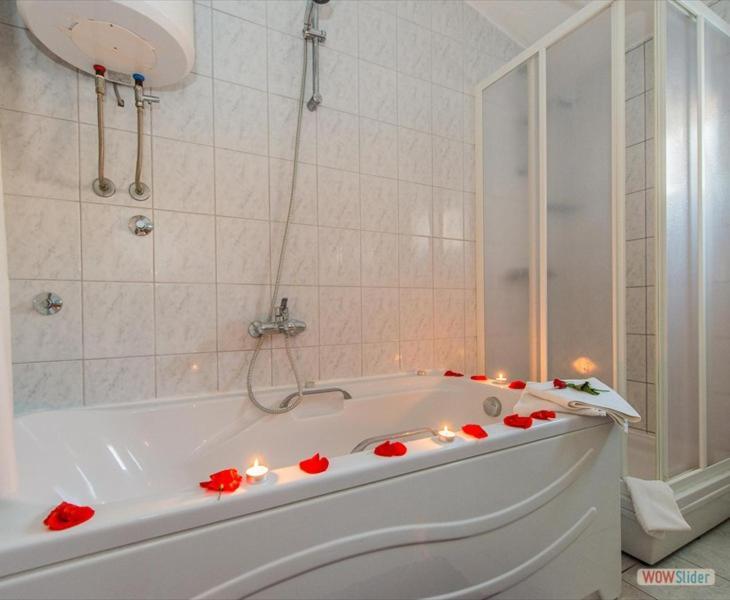 Apartmani Aria Rogoznica  Eksteriør billede